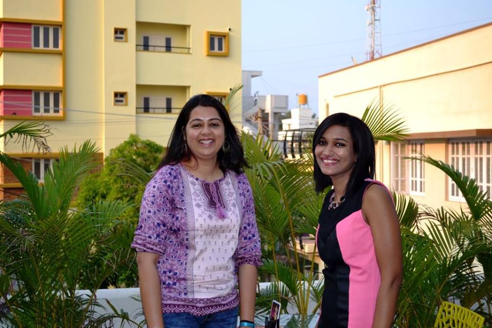 Nidhi Pathak -                    Am a wise & free spirited city chick, luvs creative stuff & am a media enthusiast,               Communication professional. Founder of a Community for moms, 'MomzSpace'