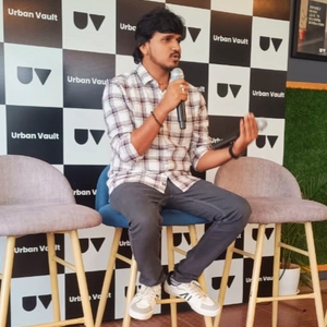 Saksham Garg - Struggling Entrepreneur || Sr. Software Engineer